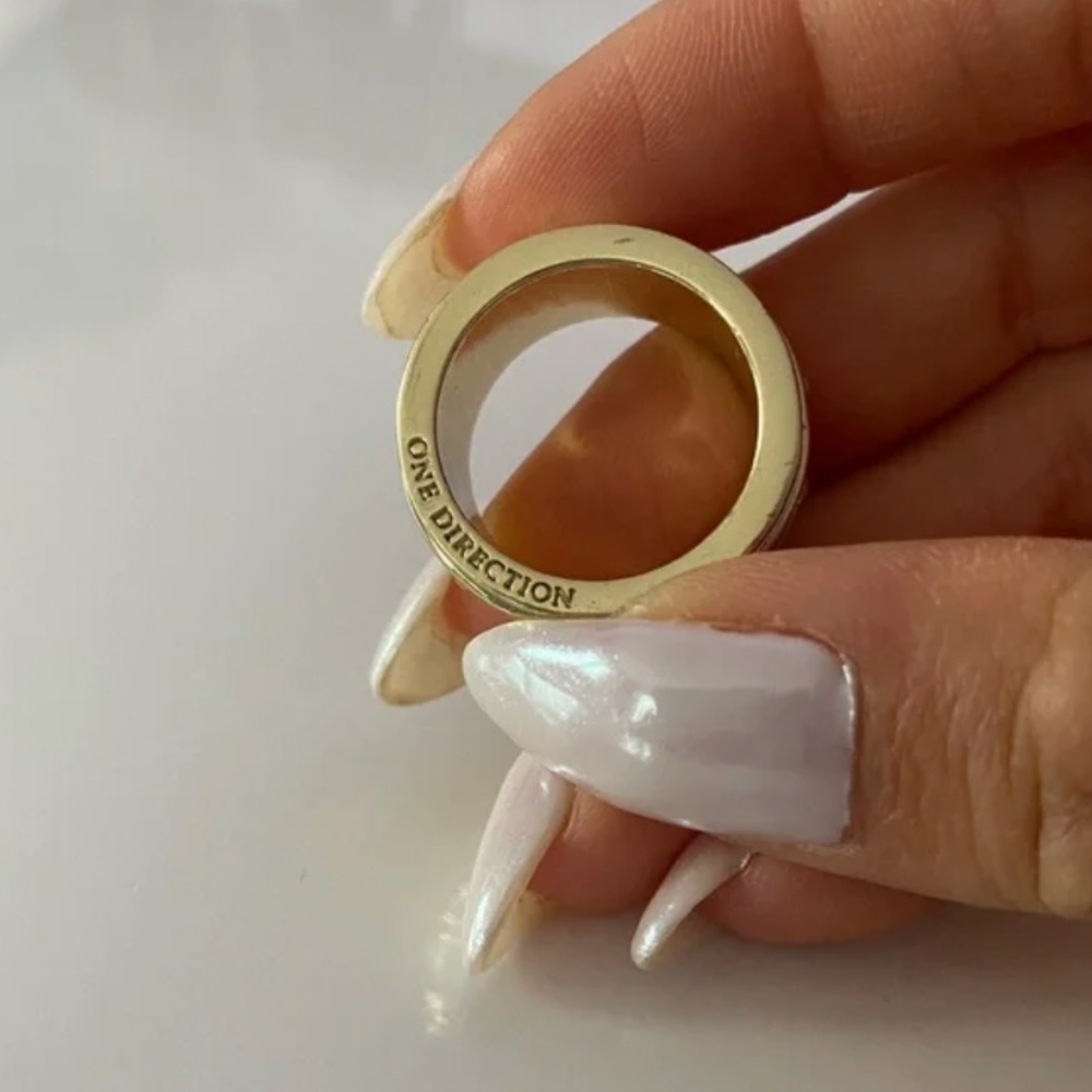 One Direction You & I Ring - Picture 3 of 3
